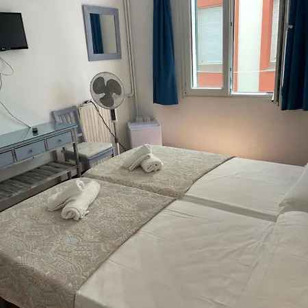 Hotell Caleta Lloret de Mar